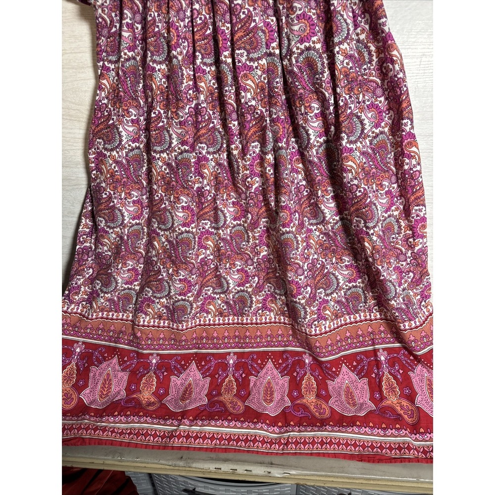 Loungees branded paisley dress is a vibrant pink and purple Moomoo/ Maxi Dress1x - Picture 11 of 13